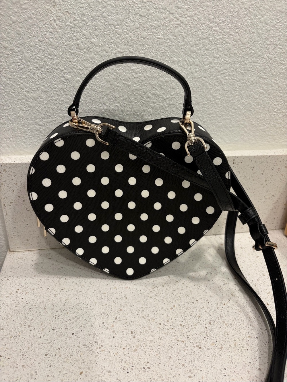 Kate Spade New York Love Shack Heart Crossbody in Polka Dot K5997 EUC - Picture 4 of 13